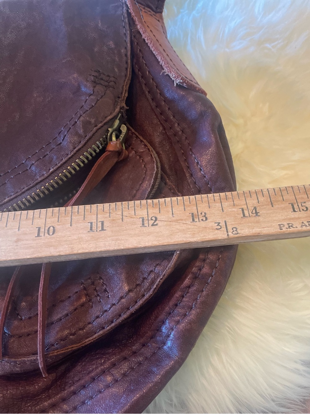 Lucky Brand Stash Hobo - Picture 9 of 11